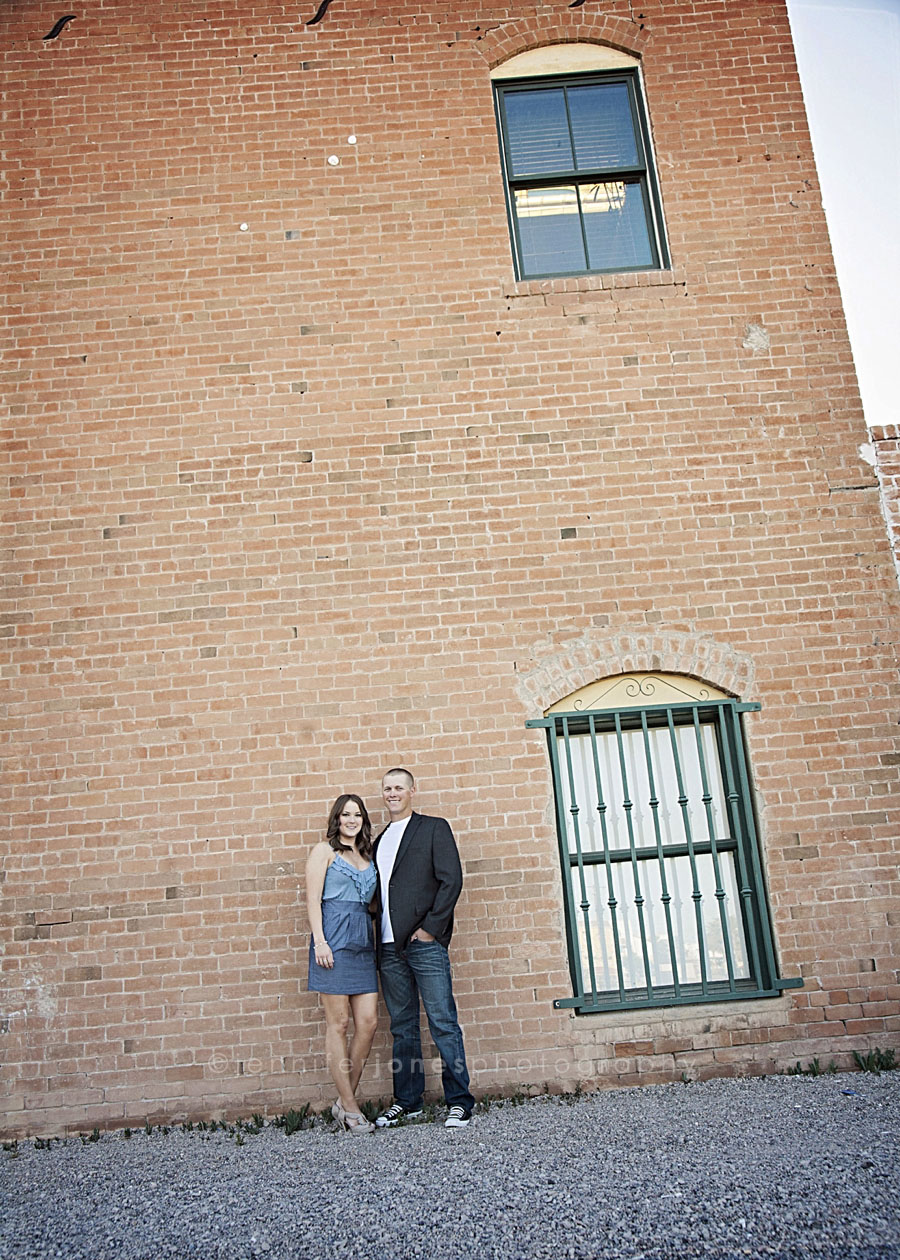 engagement photo session (Jennifer Jones Photography)