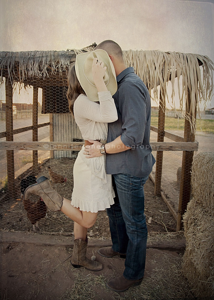 engagement photo session (Jennifer Jones Photography)